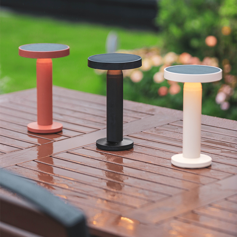 Round solar table lamp family